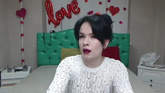 JasmineKouch online show from April 2026 05:34:01 AM