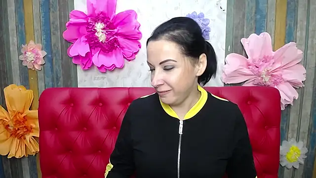 ElizabethSho online show from October 2025 05:13:02 PM