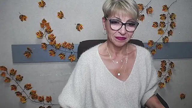 Snapshot of EllaBonito chatting on December 2024 03:35:01 PM EllaBonito online show from December 2024 03:35:01 PM