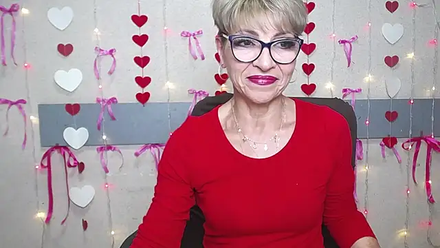 Snapshot of EllaBonito chatting on January 2025 01:11:01 PM EllaBonito online show from January 2025 01:11:01 PM