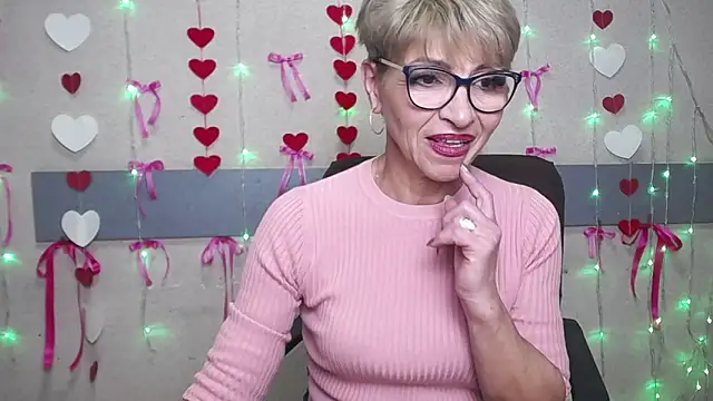 Snapshot of EllaBonito chatting on February 2025 09:30:01 AM EllaBonito online show from February 2025 09:30:01 AM