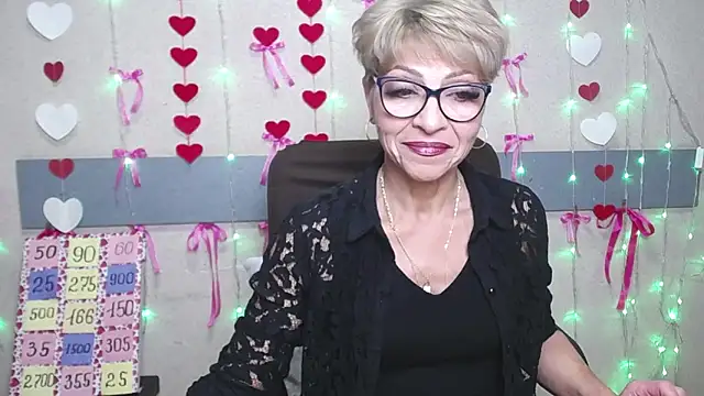 Snapshot of EllaBonito chatting on February 2025 06:37:01 AM EllaBonito online show from February 2025 06:37:01 AM