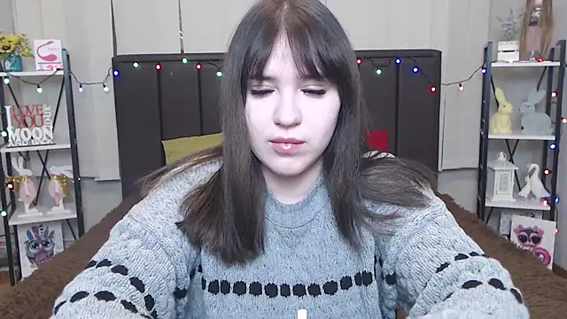 LauraHlot online show from January 2025 07:00:02 PM