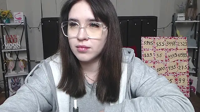 LauraHlot online show from February 2025 09:56:01 PM