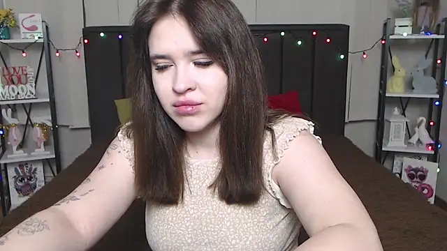 LauraHlot online show from February 2025 06:13:01 PM