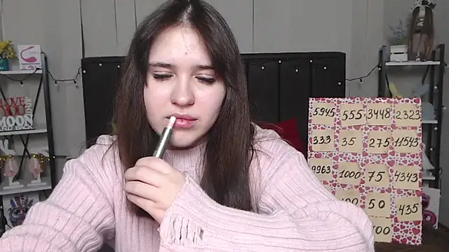 LauraHlot online show from February 2025 04:27:01 AM