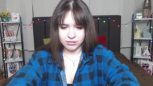 LauraHlot online show from February 2025 06:24:01 PM