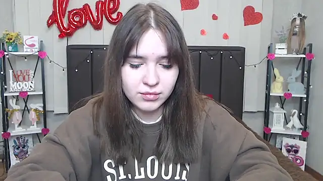 LauraHlot online show from February 2025 04:15:01 AM