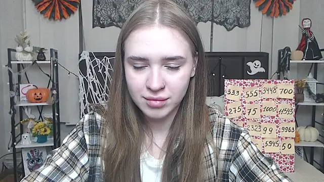 LauraHlot online show from October 2025 05:40:02 PM