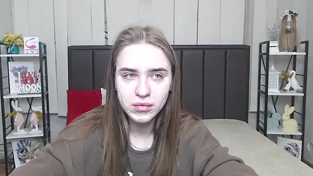 LauraHlot online show from November 2025 06:30:02 PM