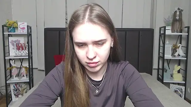 LauraHlot online show from November 2025 06:54:01 PM