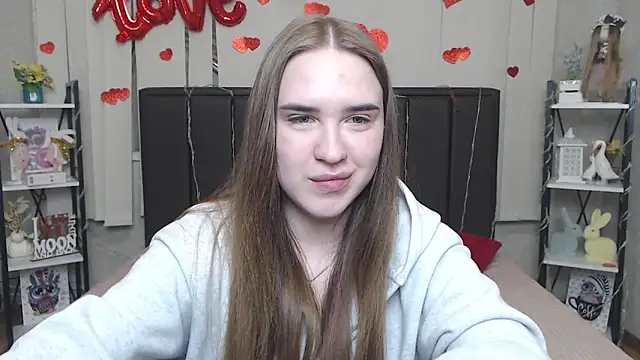 LauraHlot online show from April 2026 01:41:01 PM