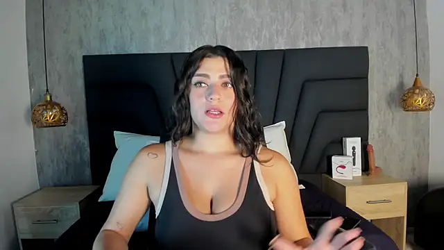 Snapshot of SARA_STONE17 chatting on March 2025 11:51:01 AM SARA STONE17 online show from March 2025 11:51:01 AM
