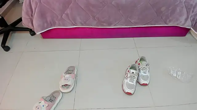 SofiSinfull online show from September 2025 04:07:02 PM