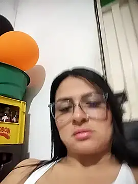 Linda Lars online show from November 2025 03:31:01 AM