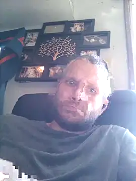 Snapshot of twiztidleeanna chatting on December 2024 06:16:02 PM twiztidleeanna online show from December 2024 06:16:02 PM