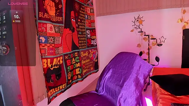 Snapshot of KenyaMystic chatting on December 2024 05:33:02 AM KenyaMystic online show from December 2024 05:33:02 AM