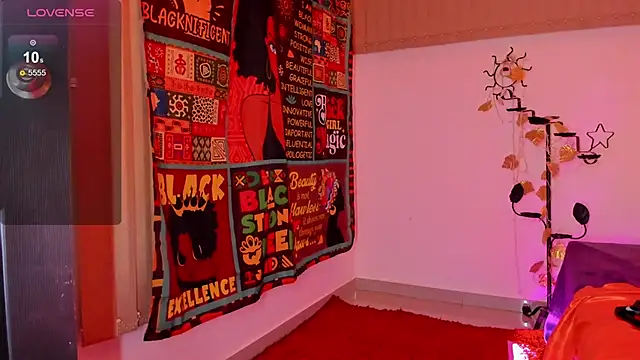 Snapshot of KenyaMystic chatting on January 2025 08:37:02 PM KenyaMystic online show from January 2025 08:37:02 PM