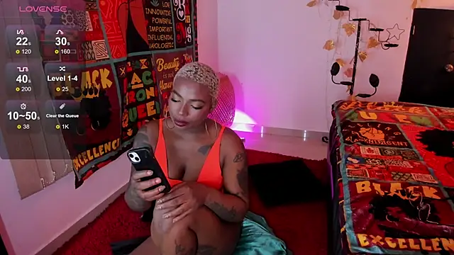 Snapshot of KenyaMystic chatting on January 2025 09:17:01 PM KenyaMystic online show from January 2025 09:17:01 PM