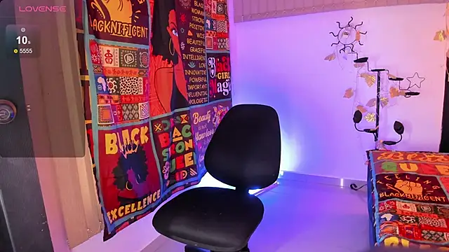 Snapshot of KenyaMystic chatting on January 2025 09:26:02 PM KenyaMystic online show from January 2025 09:26:02 PM