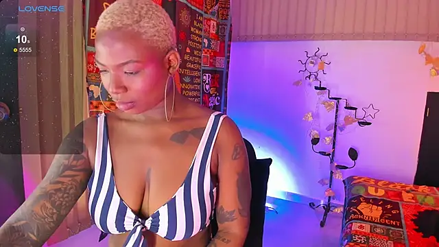 Snapshot of KenyaMystic chatting on February 2025 05:54:01 PM KenyaMystic online show from February 2025 05:54:01 PM