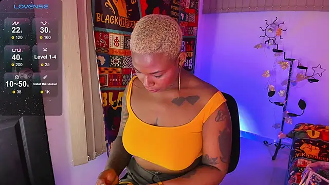 Snapshot of KenyaMystic chatting on February 2025 11:44:01 PM KenyaMystic online show from February 2025 11:44:01 PM