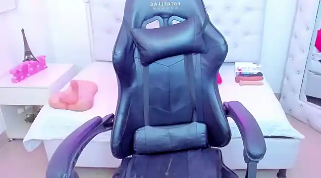 silvana  miller online show from January 2025 07:04:02 PM