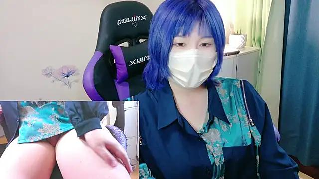 Snapshot of hazuki_8008 chatting on October 2025 06:11:02 AM hazuki 8008 online show from October 2025 06:11:02 AM