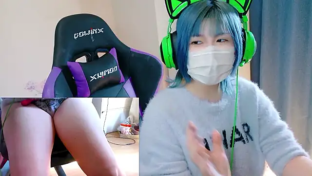 Snapshot of hazuki_8008 chatting on November 2025 03:12:01 AM hazuki 8008 online show from November 2025 03:12:01 AM