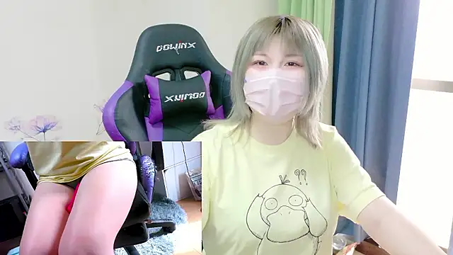 Snapshot of hazuki_8008 chatting on February 2026 03:04:01 AM hazuki 8008 online show from February 2026 03:04:01 AM