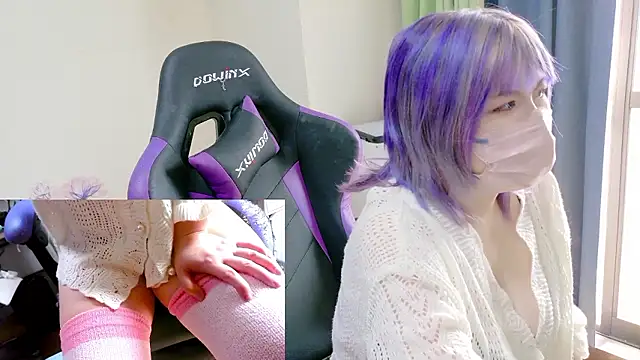 Snapshot of hazuki_8008 chatting on February 2026 02:44:01 AM hazuki 8008 online show from February 2026 02:44:01 AM