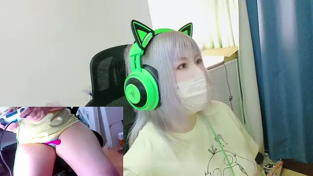 Snapshot of hazuki_8008 chatting on April 2026 07:14:01 AM hazuki 8008 online show from April 2026 07:14:01 AM