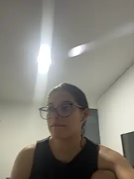 Arilw online show from December 2025 12:38:02 AM