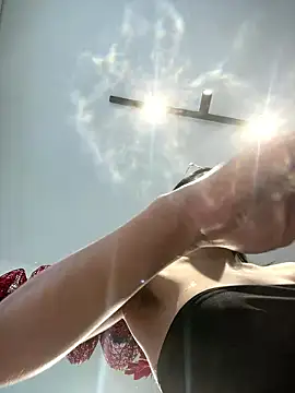 ariel jonees online show from January 2026 04:32:02 PM