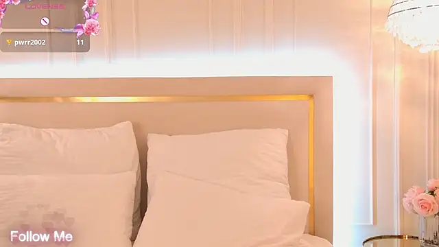 MaryReel online show from October 2025 03:23:02 AM