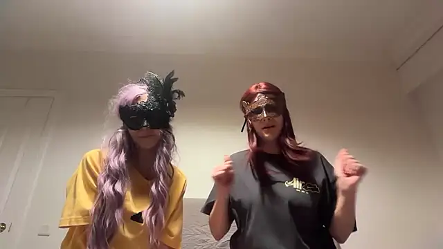 Snapshot of Nisaaa20003 chatting on December 2025 06:57:02 PM Nisaaa20003 online show from December 2025 06:57:02 PM