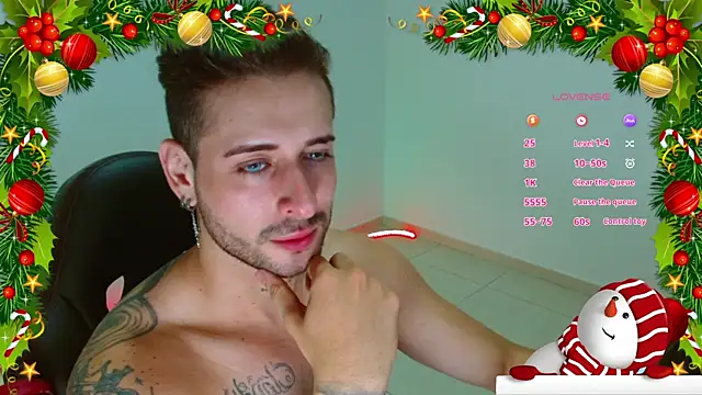 Snapshot of Ares_blue chatting on December 2024 11:33:01 AM Ares blue online show from December 2024 11:33:01 AM