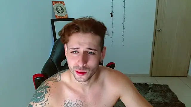 Snapshot of Ares_blue chatting on January 2025 02:24:02 PM Ares blue online show from January 2025 02:24:02 PM