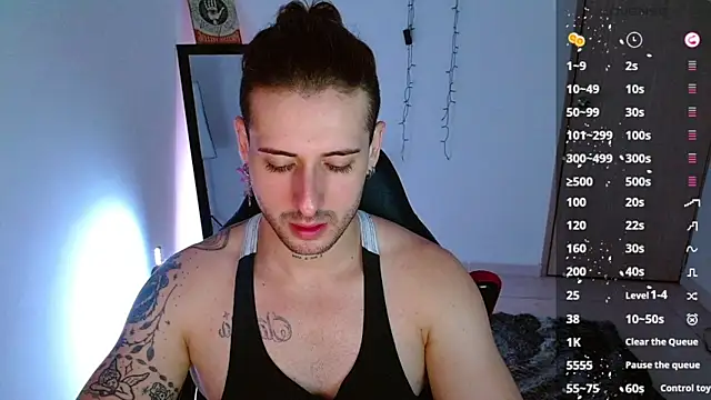 Snapshot of Ares_blue chatting on January 2025 10:50:02 AM Ares blue online show from January 2025 10:50:02 AM