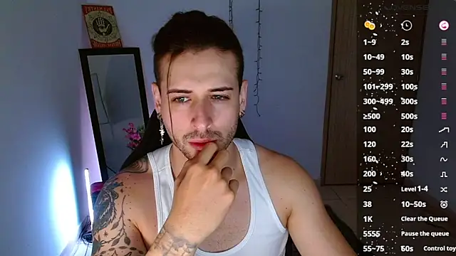 Snapshot of Ares_blue chatting on January 2025 11:37:02 AM Ares blue online show from January 2025 11:37:02 AM