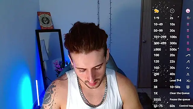 Snapshot of Ares_blue chatting on February 2025 11:43:02 AM Ares blue online show from February 2025 11:43:02 AM