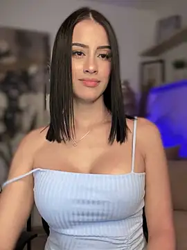 Snapshot of SarahhSmitth1 chatting on December 2024 01:04:01 AM SarahhSmitth1 online show from December 2024 01:04:01 AM