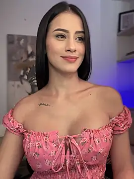 Snapshot of SarahhSmitth1 chatting on January 2025 08:13:01 PM SarahhSmitth1 online show from January 2025 08:13:01 PM