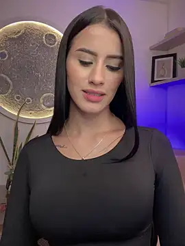 Snapshot of SarahhSmitth1 chatting on March 2025 01:48:01 AM SarahhSmitth1 online show from March 2025 01:48:01 AM