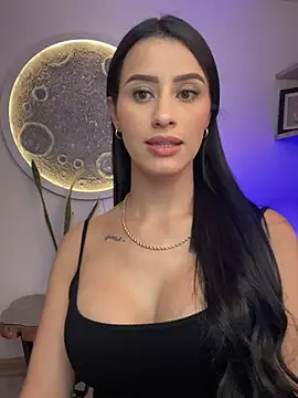 Snapshot of SarahhSmitth1 chatting on March 2025 11:00:02 PM SarahhSmitth1 online show from March 2025 11:00:02 PM