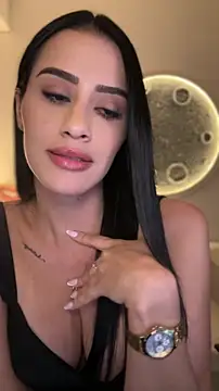 SarahhSmitth1 online show from May 2026 12:05:01 AM