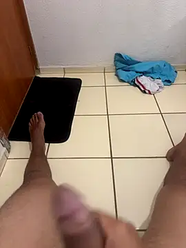 Snapshot of Akdablio chatting on October 2025 08:09:02 PM Akdablio online show from October 2025 08:09:02 PM