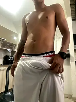 Snapshot of Akdablio chatting on November 2025 07:34:01 PM Akdablio online show from November 2025 07:34:01 PM