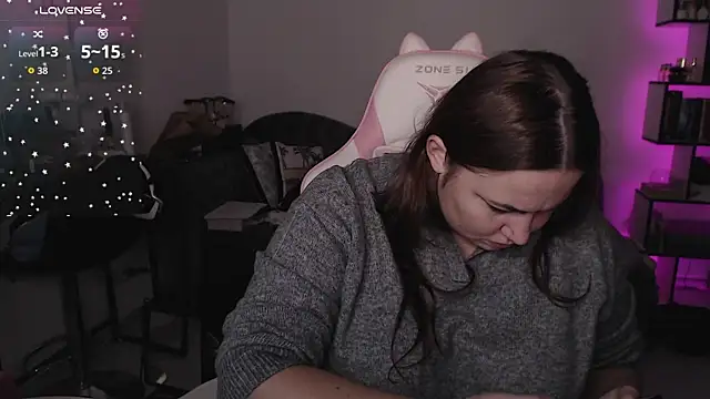 Snapshot of SexyWitch_666 chatting on October 2025 08:45:02 AM SexyWitch 666 online show from October 2025 08:45:02 AM