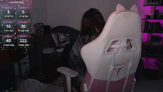 Snapshot of SexyWitch_666 chatting on October 2025 09:30:02 AM SexyWitch 666 online show from October 2025 09:30:02 AM